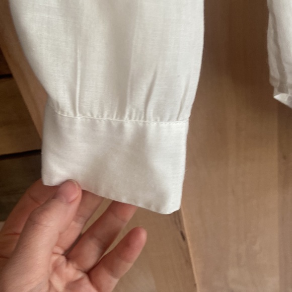 Vintage 60s/70s White Blouse with Eyelet Lace Details - Picture 4 of 5